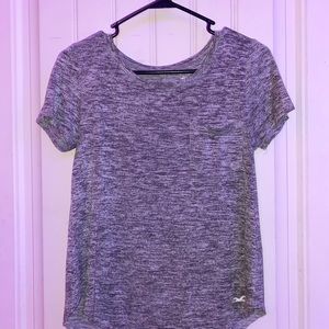 Hollister tee